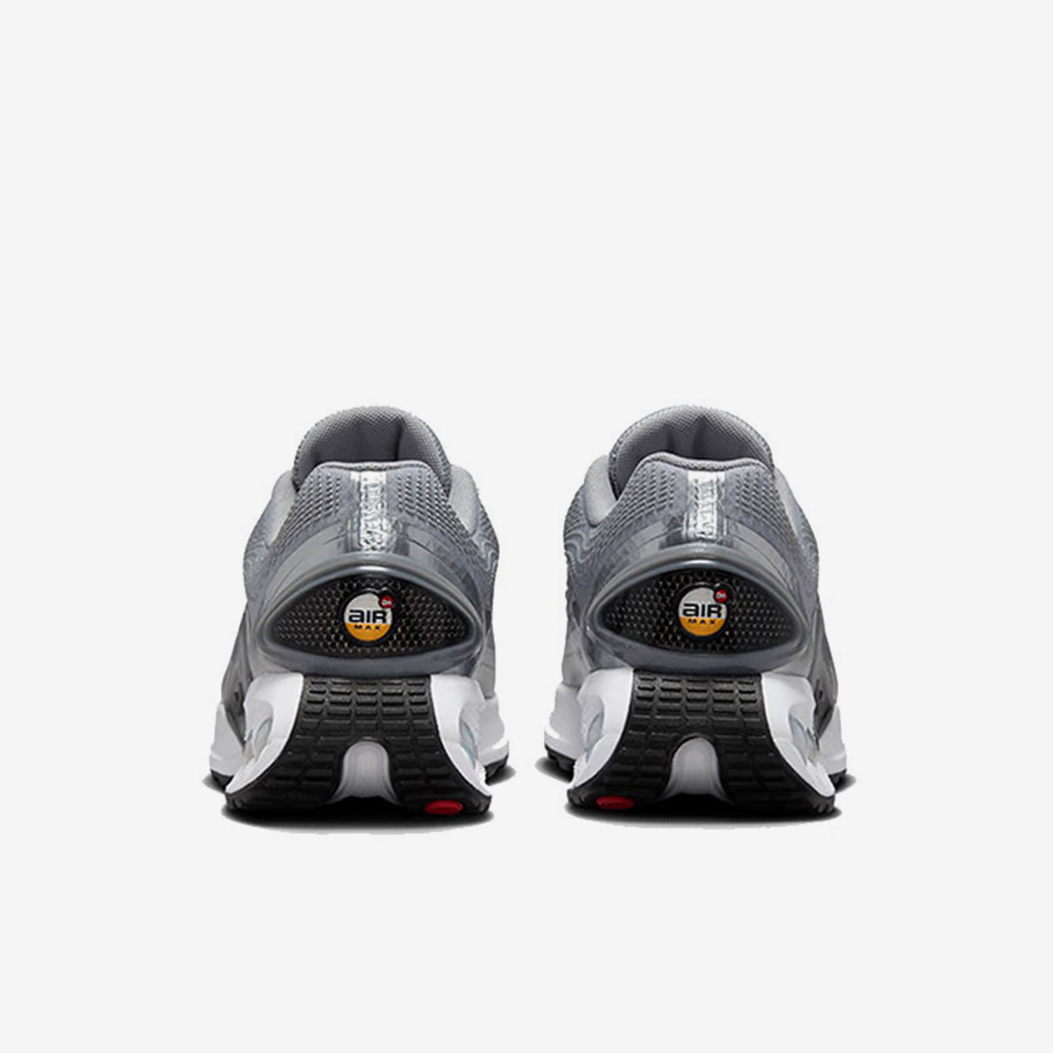 Sepatu Lari Fashion Wanita Nik - Sneaker Zone ulasan dan harga